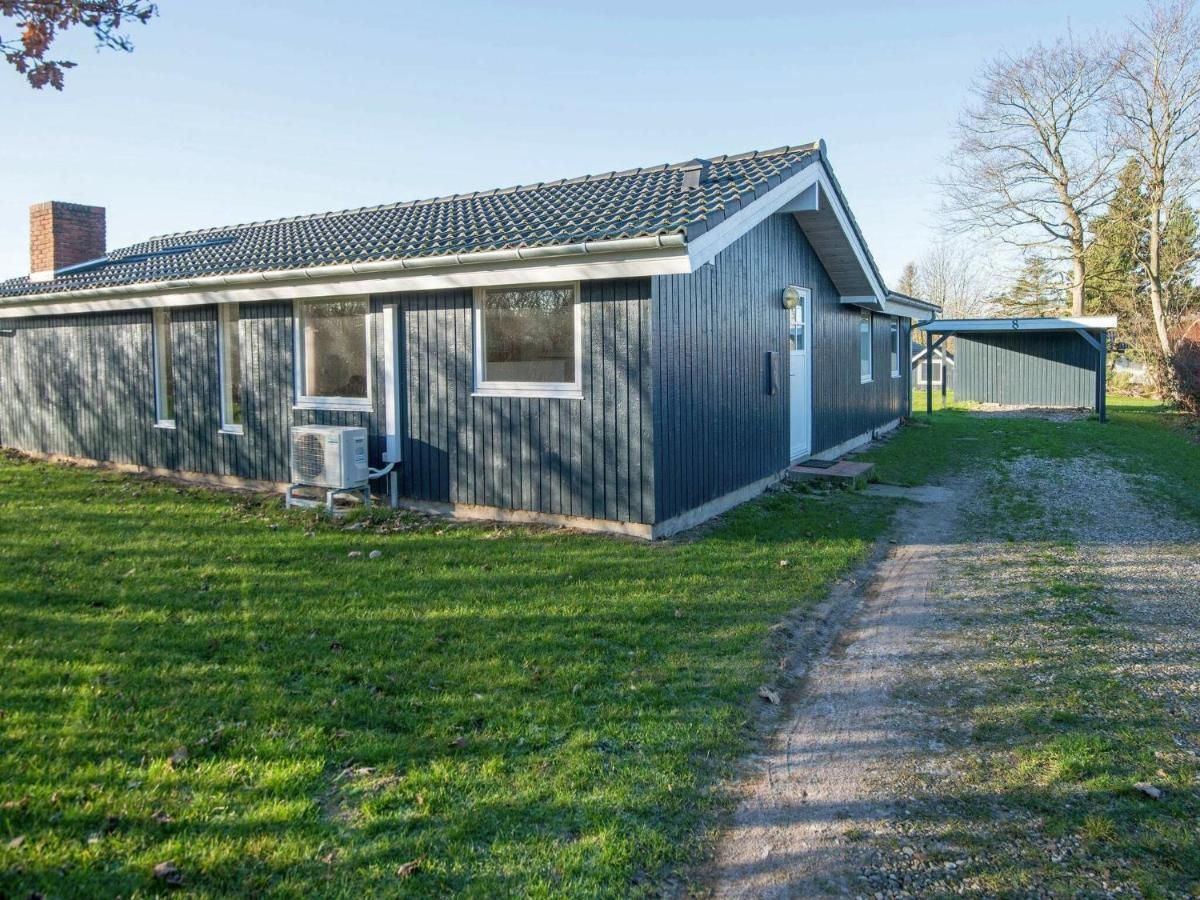 8 Person Holiday Home In B Rkop Egeskov  Eksteriør billede