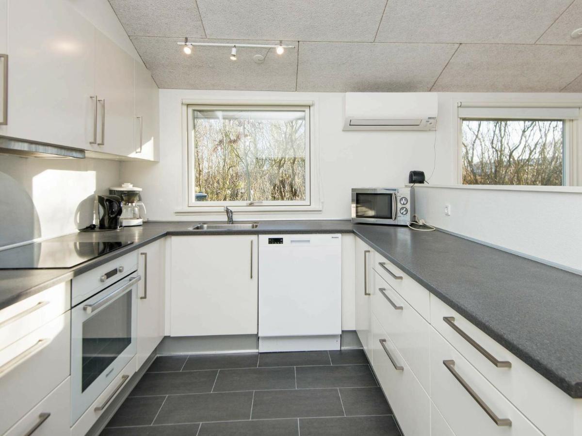 8 Person Holiday Home In B Rkop Egeskov  Eksteriør billede